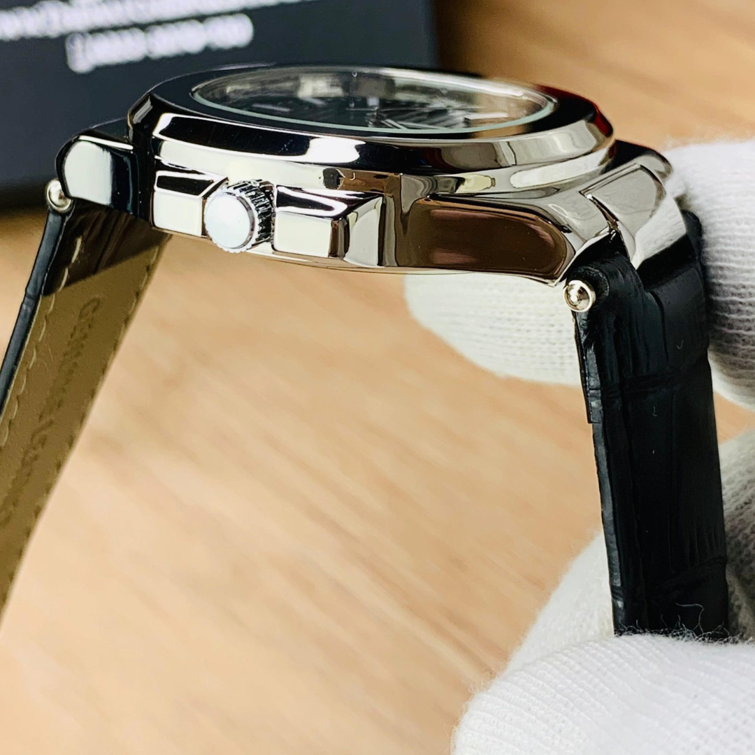 Patek Philippe Nautilus – Black Leather Strap