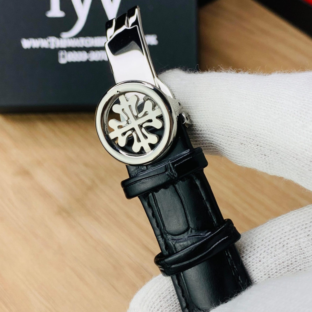 Patek Philippe Nautilus – Black Leather Strap